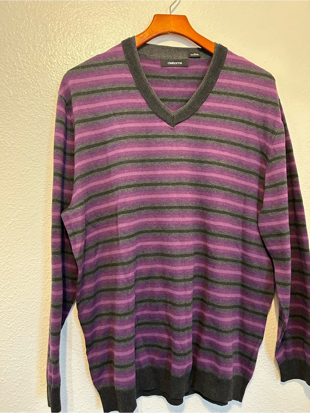 Claiborne Men's Purple & Gray Striped V-Neck Pullover